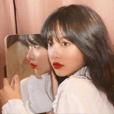白色微笑